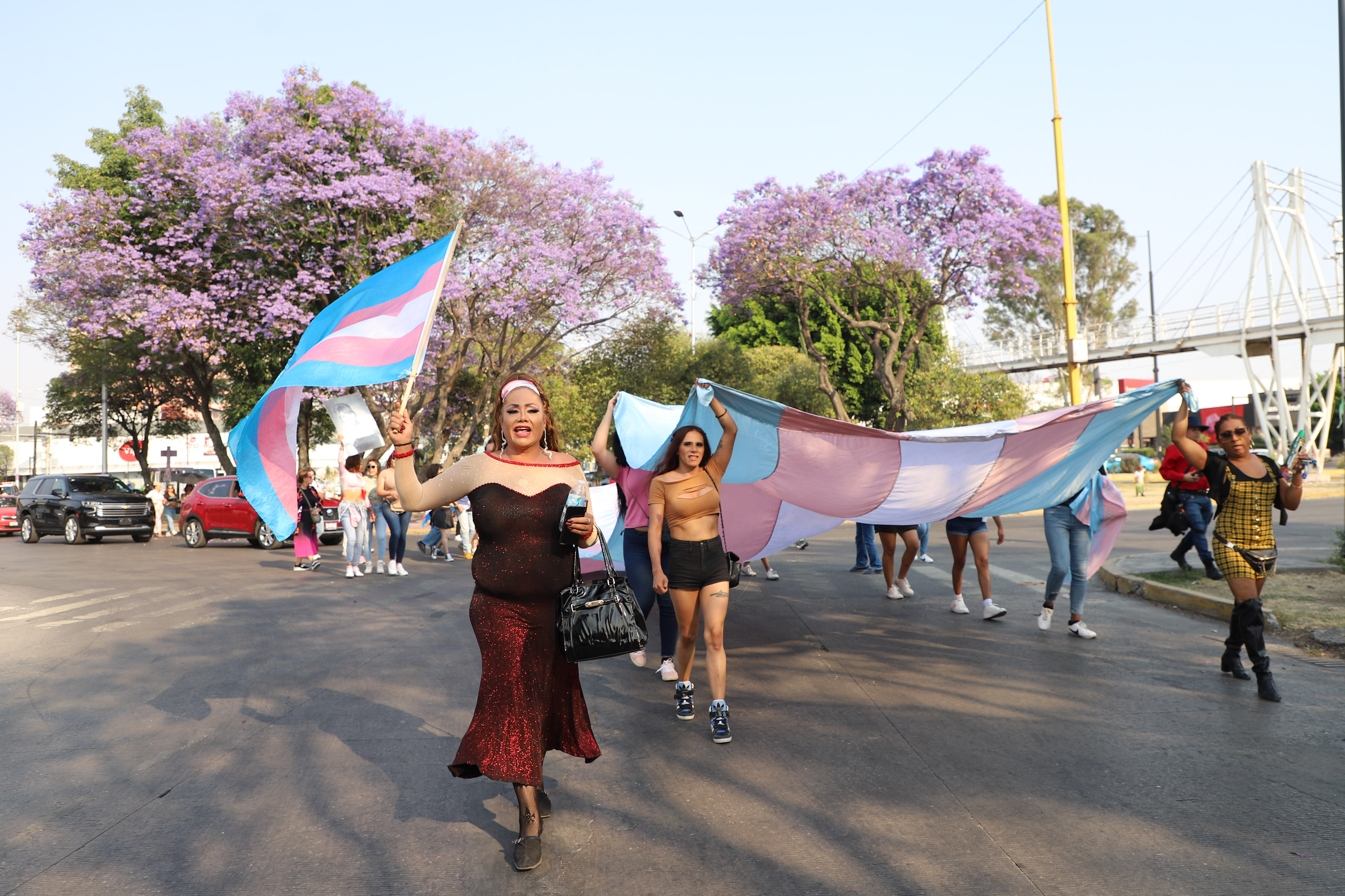 VIDEO Marcha en Puebla en el Día de la Visibilidad Trans