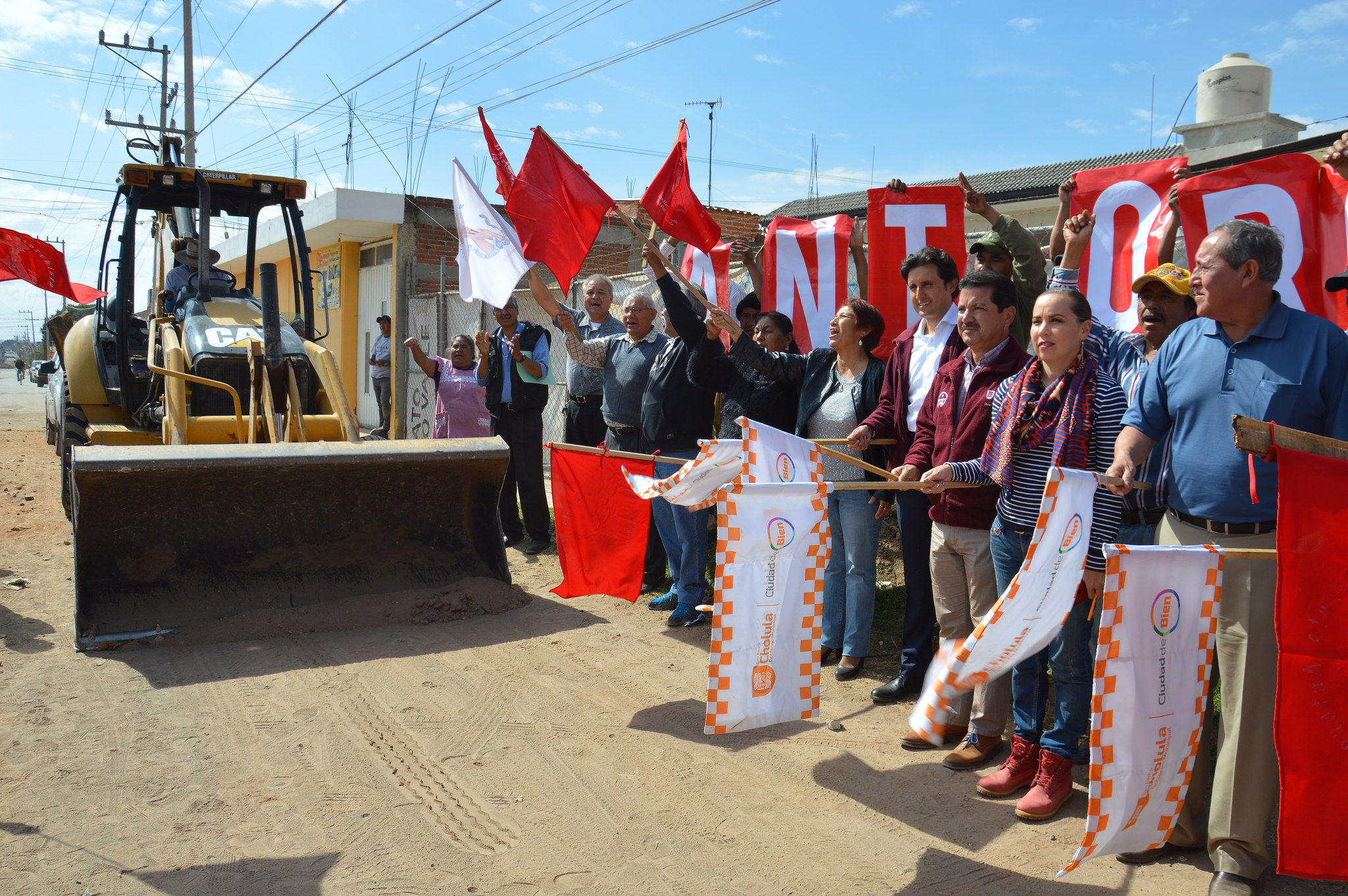 Comienzan construcción de calles por 2.2 mdp en San Pedro Cholula