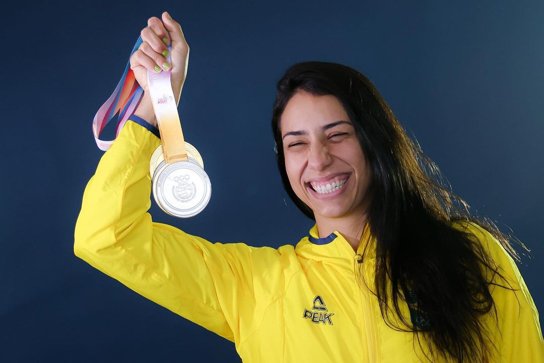 Expulsan a nadadora brasileña de los Juegos Olímpicos París 2024
