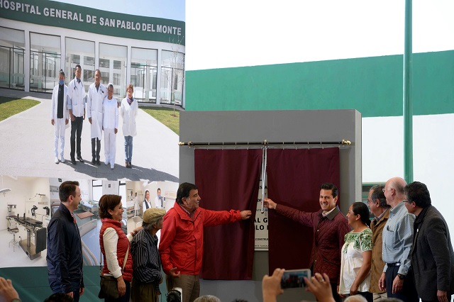 Inaugura EPN hospital que Tlaxcala construyó en territorio de Cuautlancingo