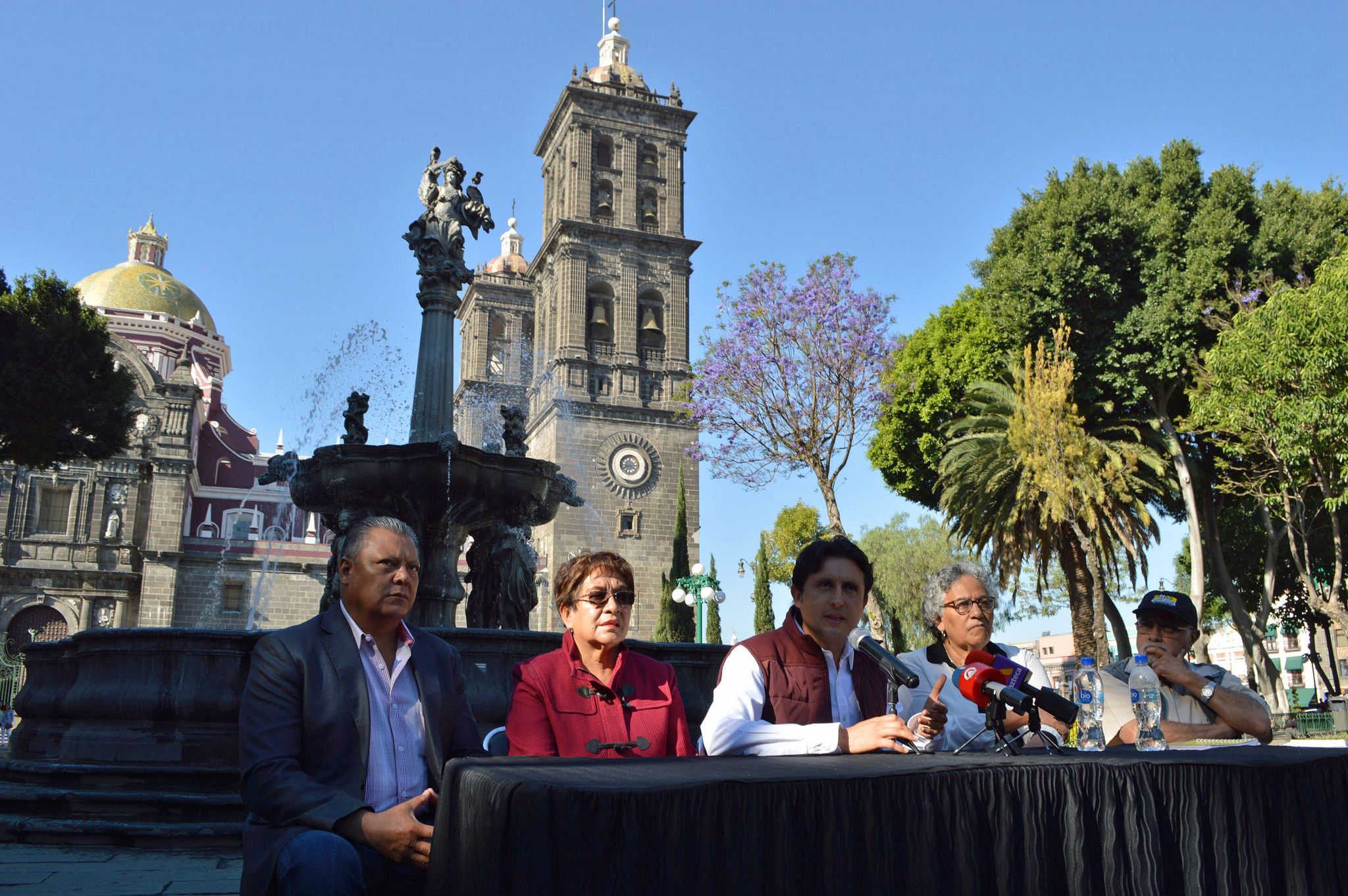 Celebra San Pedro Cholula rectificación del Congreso en agua potable