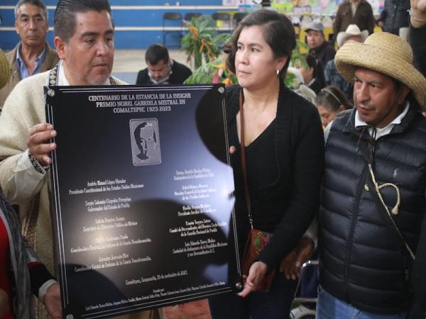 Realizan homenaje a la premio Nobel de Literatura Gabriela Mistral en Zacapoaxtla