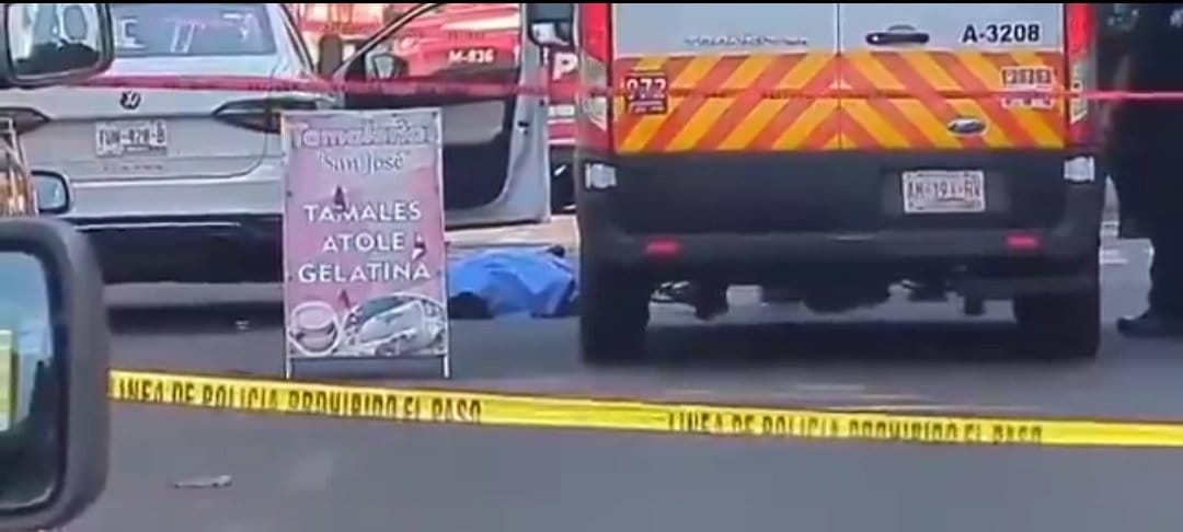 Intento de asalto a camioneta de valores deja un muerto y un herido en Puebla