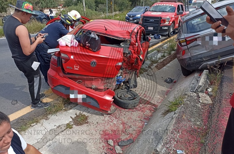 Megacarambola deja 40 heridos y 17 vehículos dañados en la Texmelucan-Tlaxcala