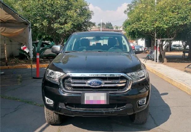 Al realizar trámite en Tlaxcala, detectan camioneta robada en Puebla