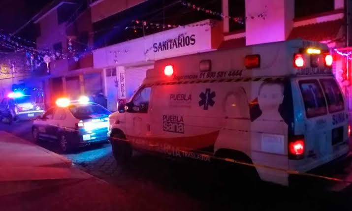 Riña en Tlalancaleca deja varios heridos y daños materiales