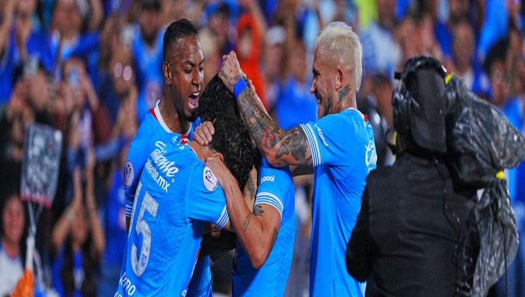 VIDEO Cruz Azul se queda con la Copa de Campeones Concacaf 2025