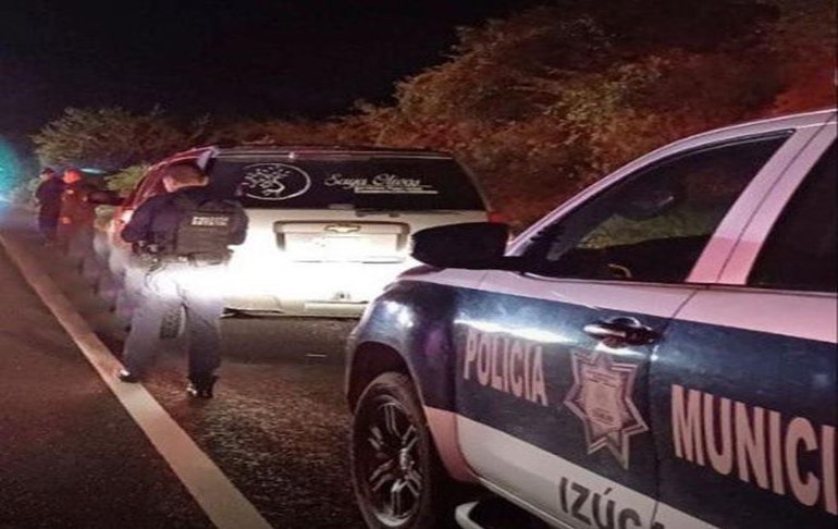 Atropellan a joven chiapaneco en la carretera Izúcar-Acatlán