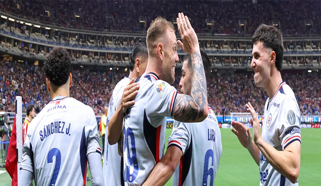 VIDEO Cruz Azul pitó fuerte sobre las Chivas