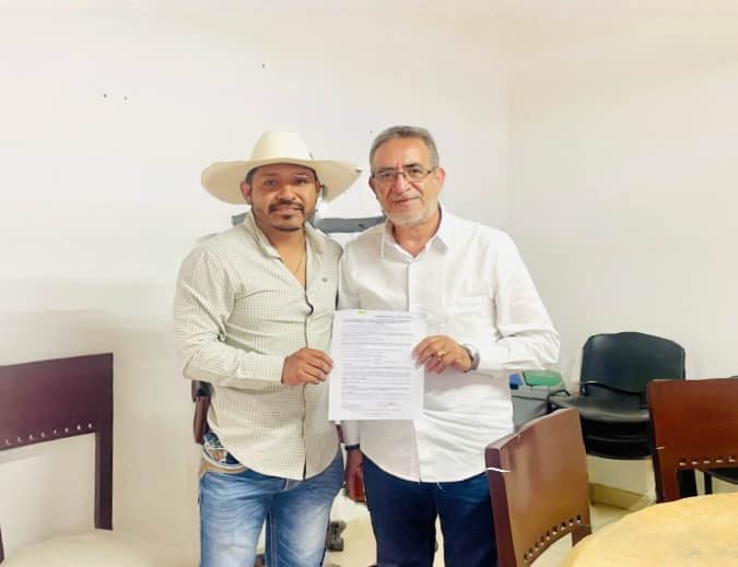 Edil de Tepexco firma convenio con relleno sanitario de Morelos