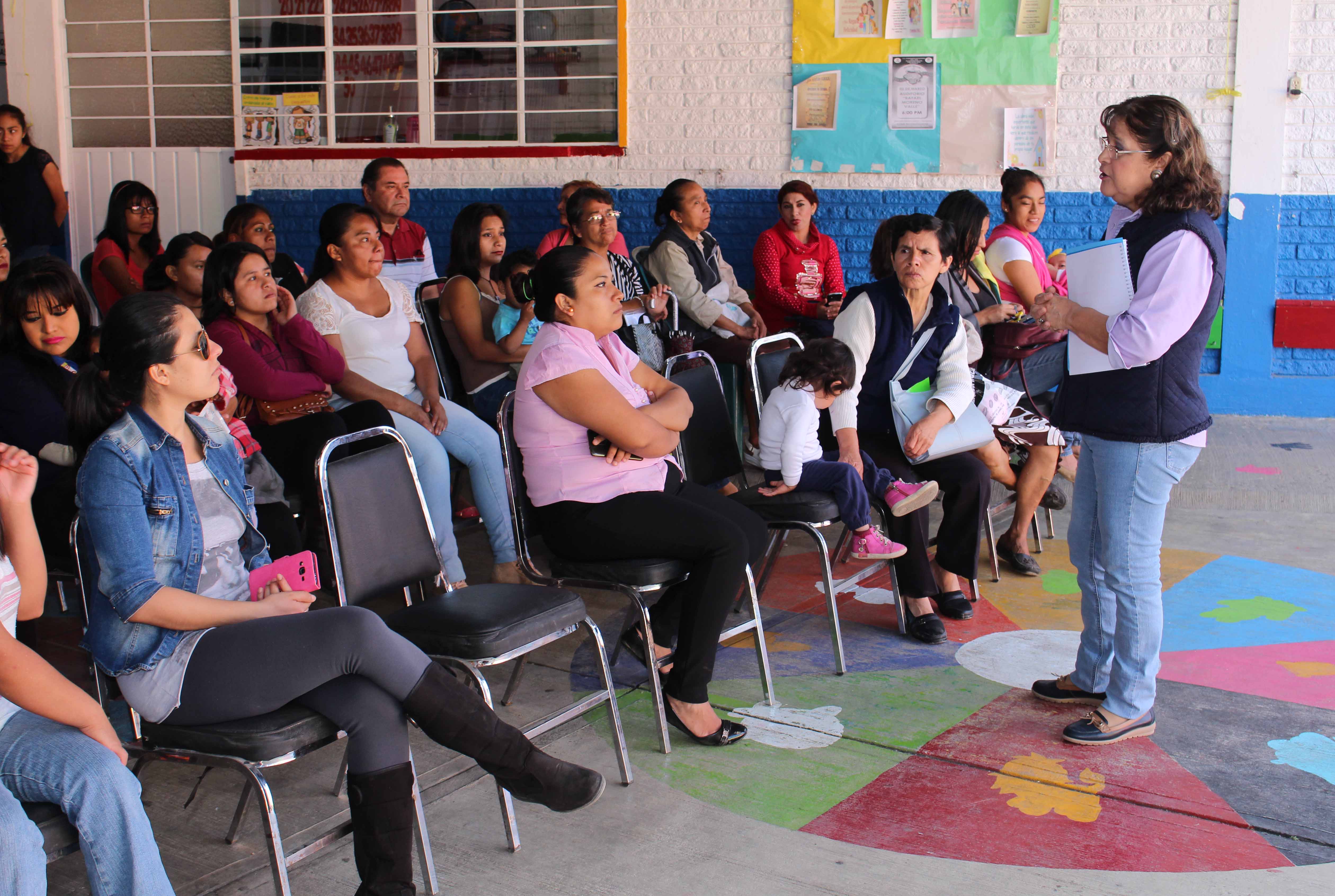 Con escuela para padres mejorarán educación en Xicotepec