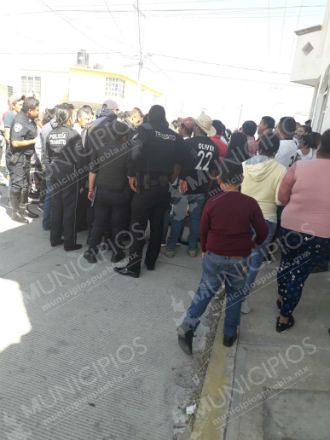 Amenazan linchar a ladrón mientras protestan en Huejotzingo