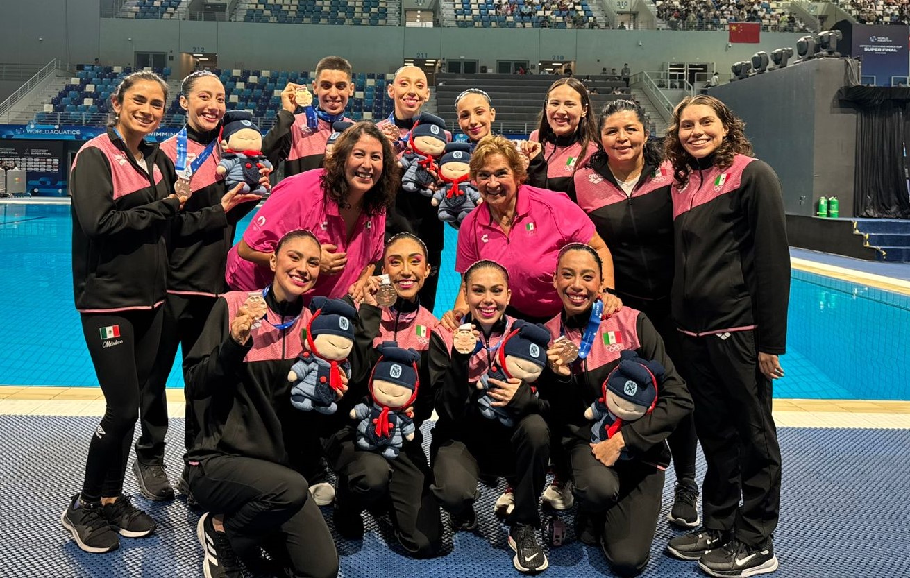 Natación artística con otro episodio histórico