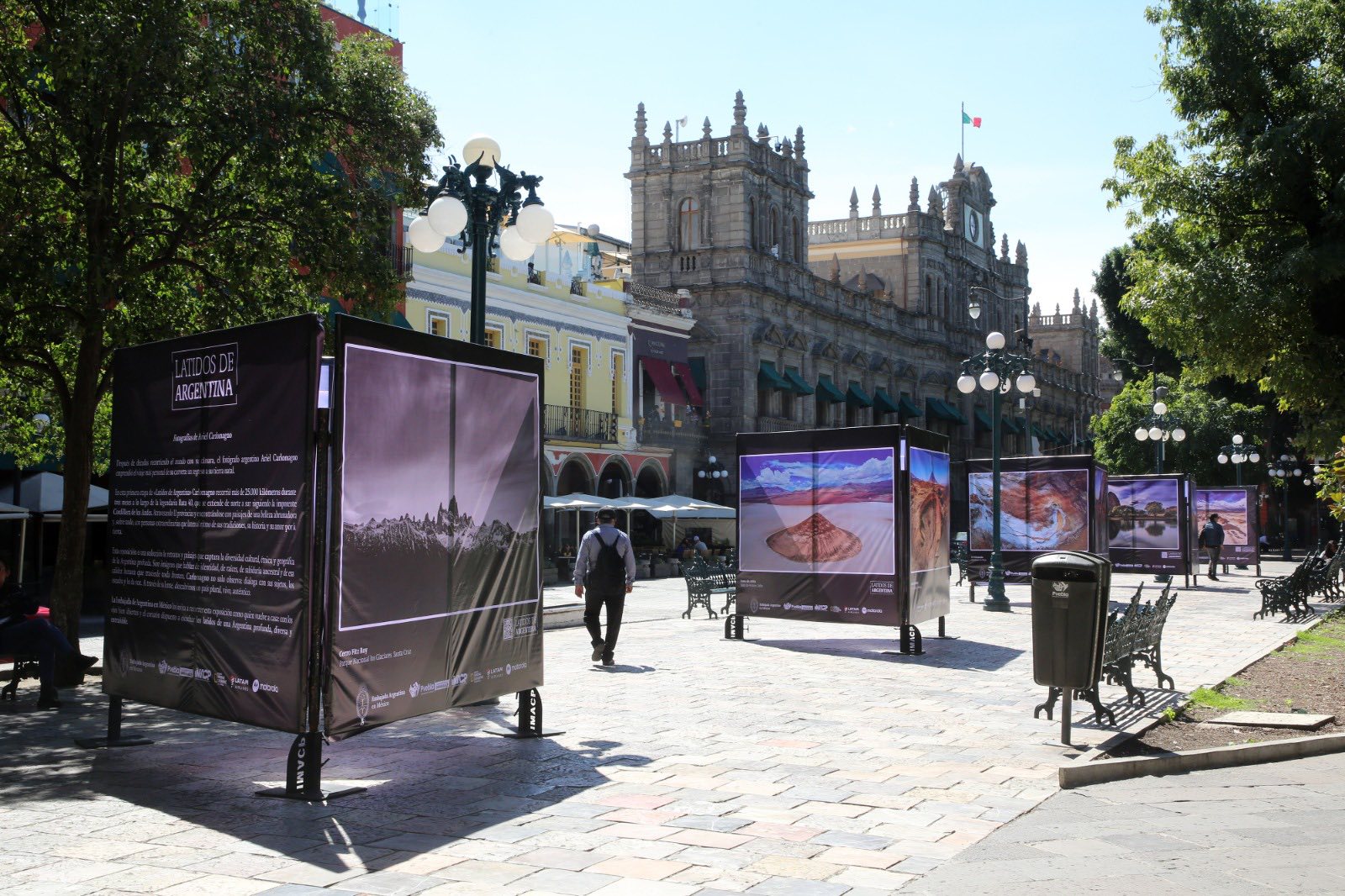 Disfruta de la exposición Latidos de Argentina en el zócalo de Puebla