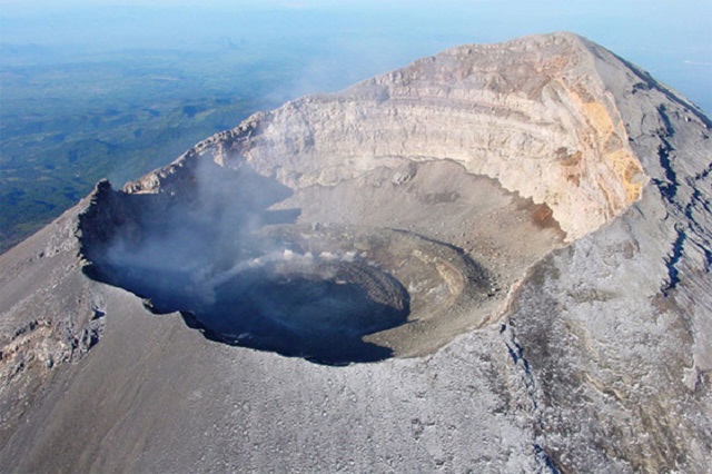 Identifican a jóvenes que subieron al Popocatépetl