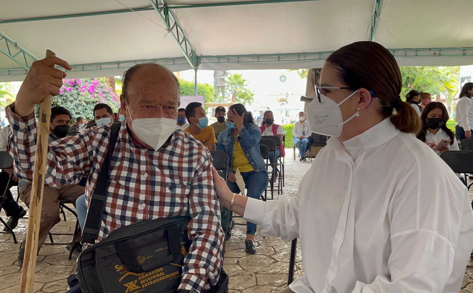 SEGOB brinda apoyo de Defensoría a habitantes de la Sierra Nororiental