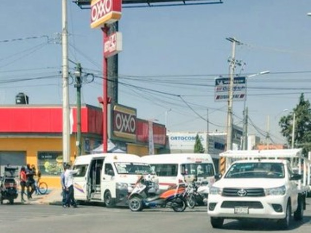 Choque de ruta 72 y M1 deja 5 usuarios lesionados en Puebla