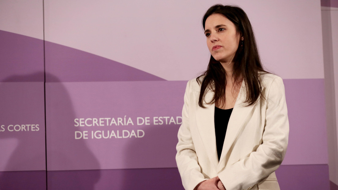 Recae ministra de España y vuelve a dar positivo de Covid-19