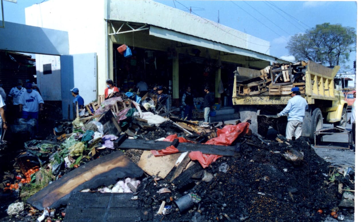 A 22 años del incendio, mercado de Texmelucan, zona de riesgo