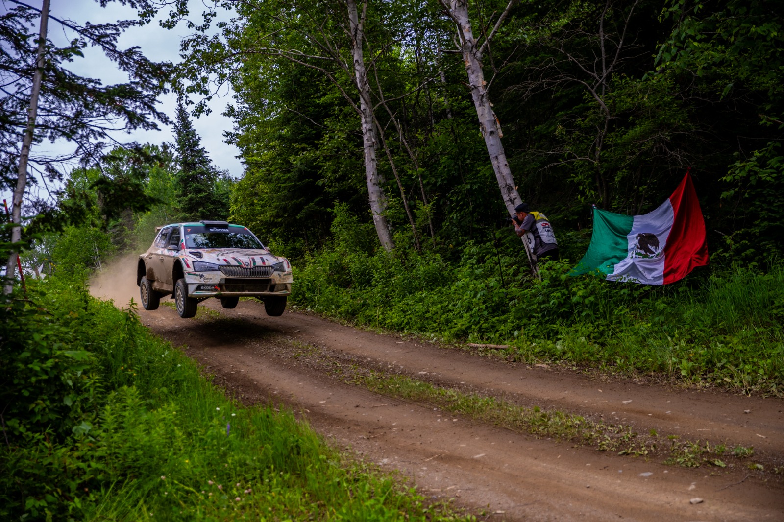 Poblano Alejandro Mauro termina tercero en la FIA NACAM RALLY en Quebec