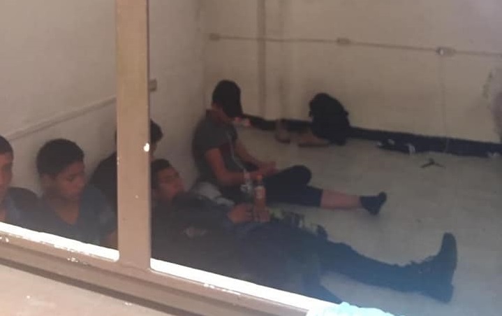 Migrantes son rescatados de hotel en Izúcar; hay dos detenidos