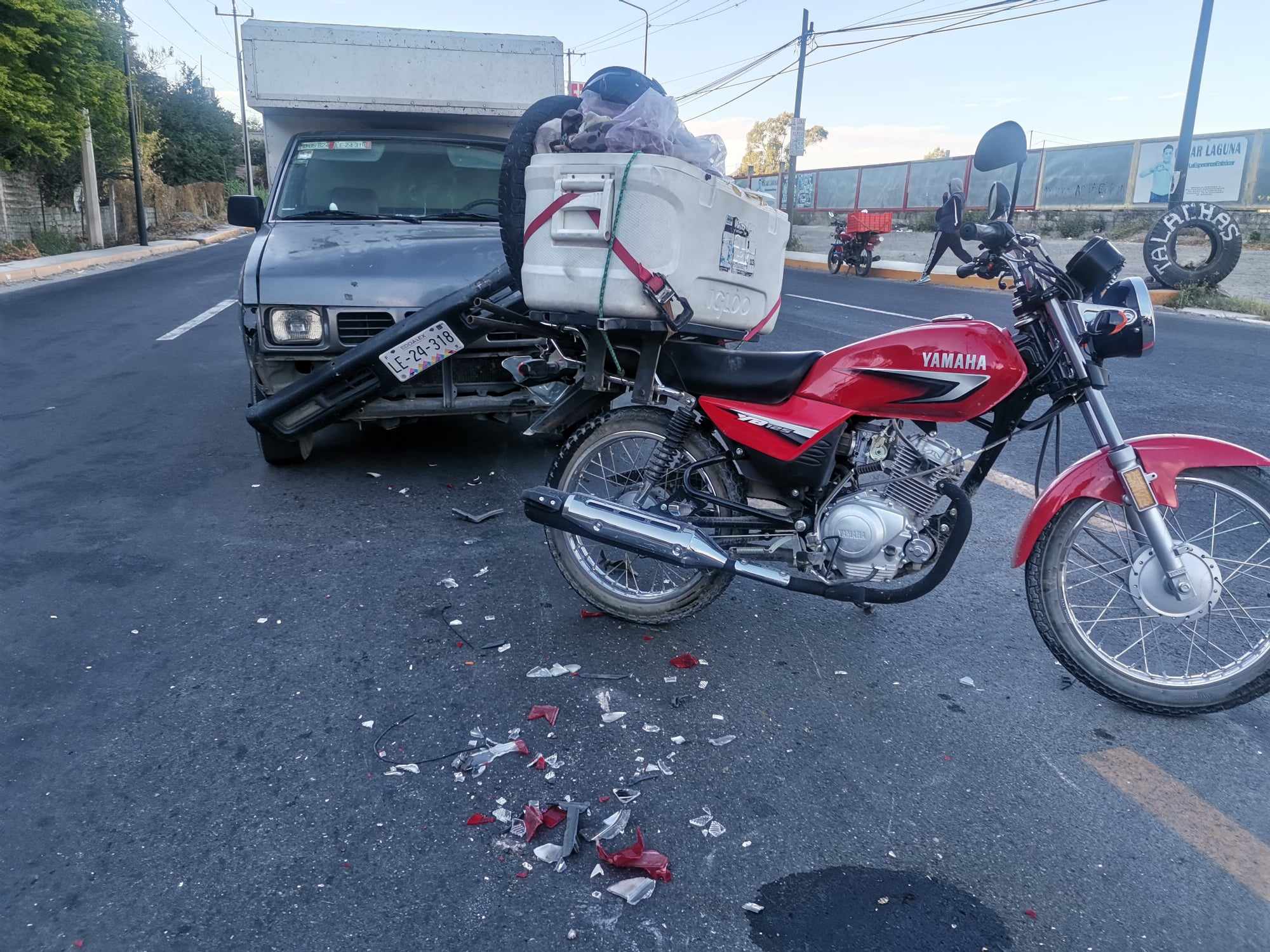 Camioneta embiste a repartidor de tortillas en Izúcar