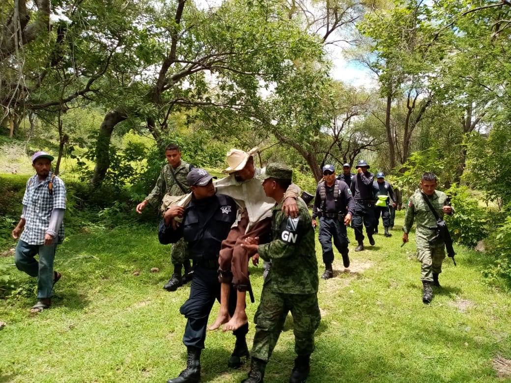 Rescata Guardia Nacional a abuelito extraviado en Tehuitzingo