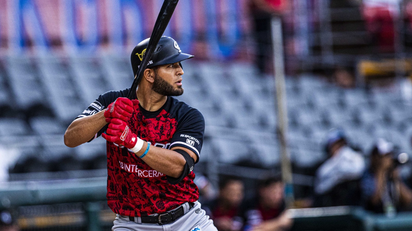 Gabriel Lino toma el último boleto disponible de los Pericos