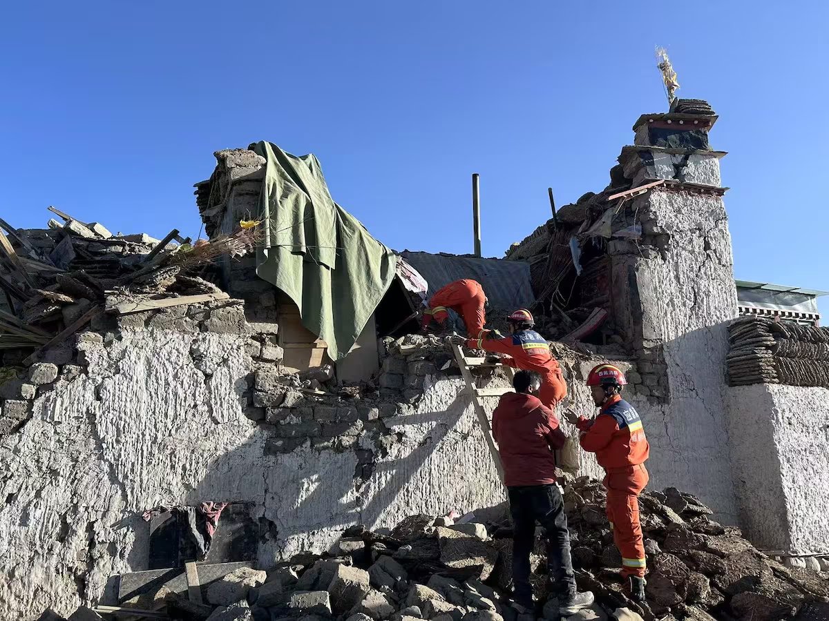 FOTOS Terremoto en el Tíbet deja más de 120 fallecidos