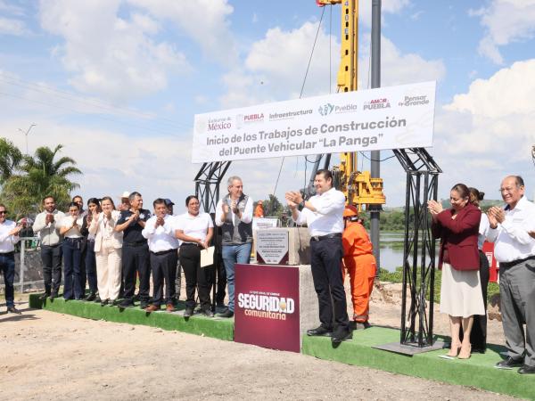 Con puente vehicular La Panga Armenta cumple compromiso con movilidad y seguridad