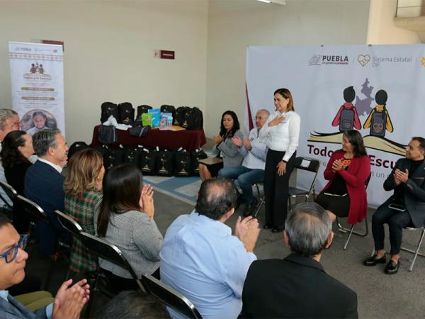 Beneficia SEDIF a niñez y juventud indígena con Todos a la Escuela