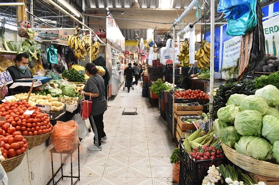 Ayuntamiento de Puebla invita a comprar en mercados locales
