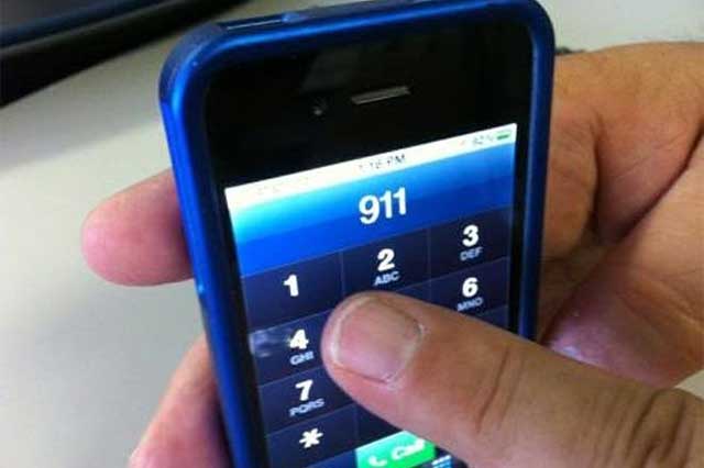 60% de llamadas al 911 son falsas en Izúcar