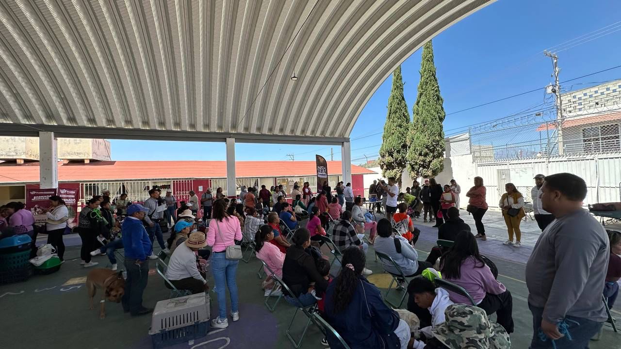 Beneficia Ayuntamiento de Puebla a colonia Valle del Paraíso con Jornada de Protección Animal