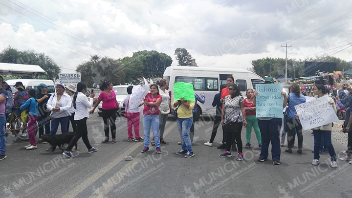Bloquean carretera México- Veracruz para exigir seguridad
