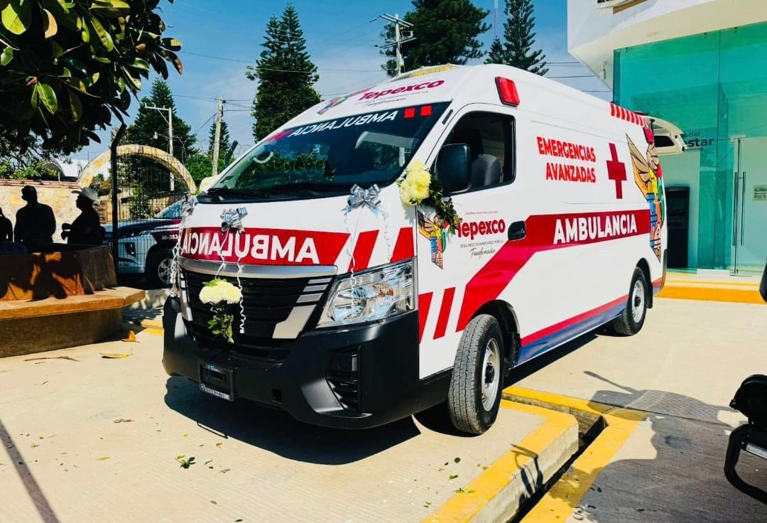 Tepexco sin ambulancia; está en un corralón en el Edomex