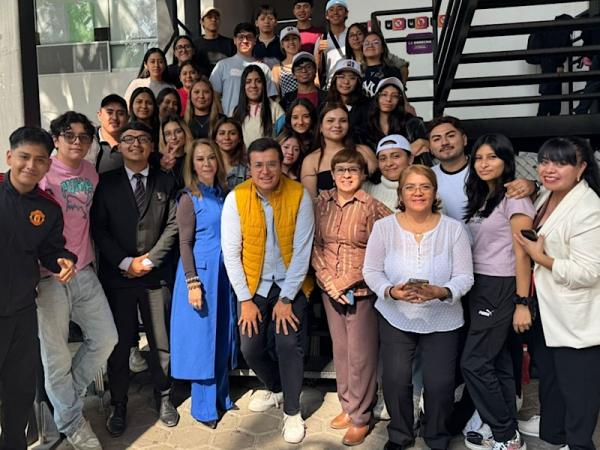 Capacita Turismo a estudiantes de la Universidad del Valle de Puebla