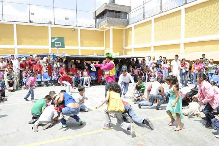 DIF de San Pedro Cholula celebra el Día del Niño en el CERESO