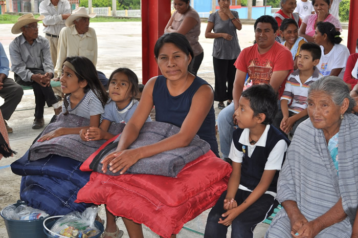 Llega ayuda a familias afectadas por inundación en La Noria Hidalgo