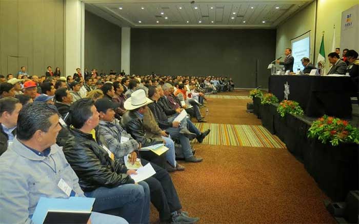 Encabeza Facundo Rosas reunión de seguridad con alcaldes electos