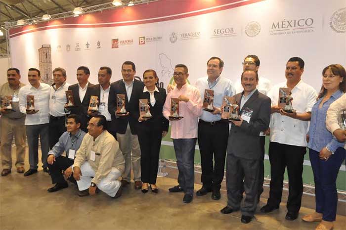 Recibe Tehuacán premio nacional INAFED 2013