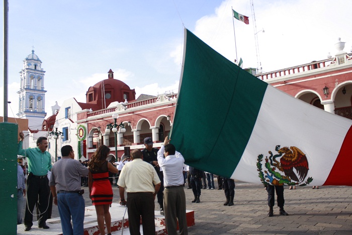 Encabeza Carlos Gordillo inicio de Fiestas Patrias en Izúcar