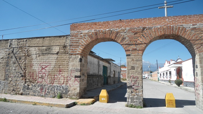 Graffiti invade monumentos históricos y fachadas en Huejotzingo