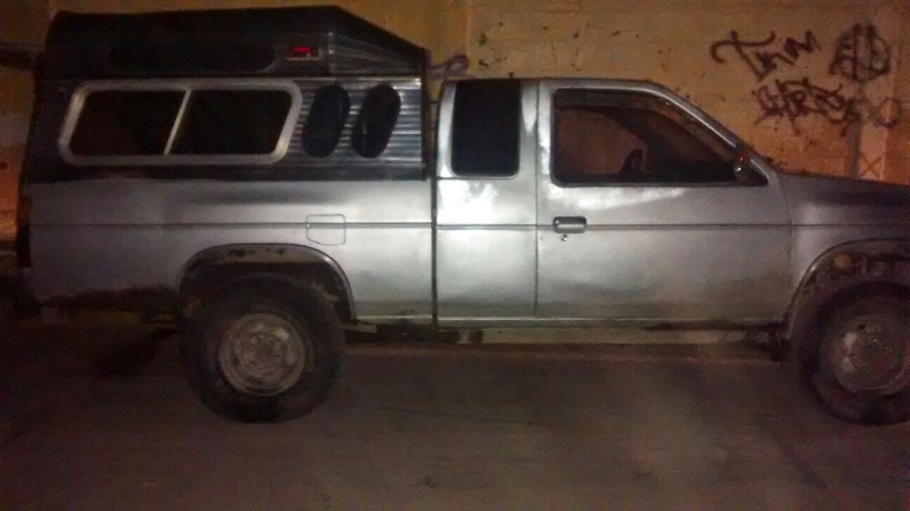 Encuentran camioneta con diesel robado en Moyotzingo