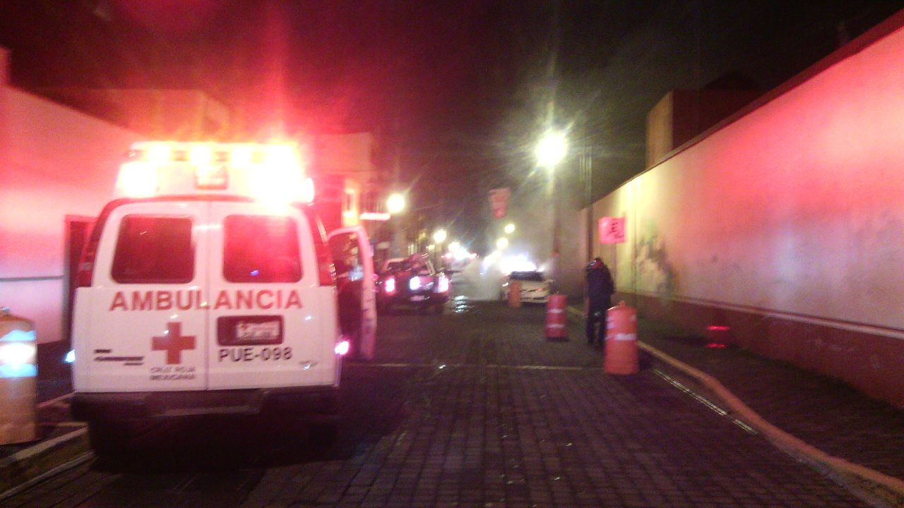 Se incendia patrulla municipal en San Pedro Cholula