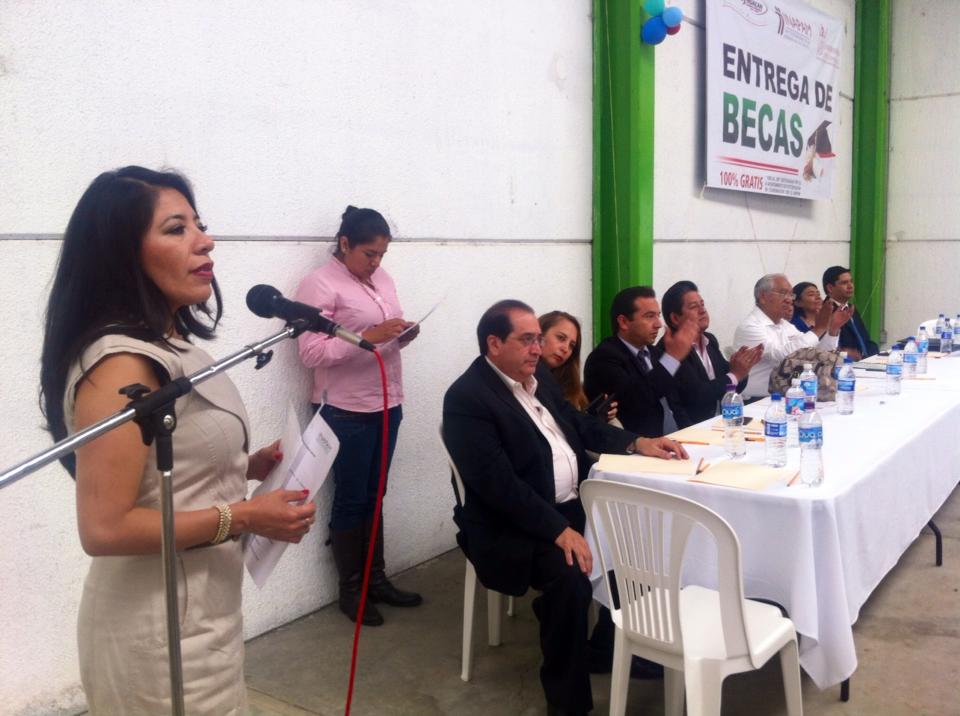 Ofrecen descuentos del 50 % en Predial a abuelitos de Atzitzihuacan