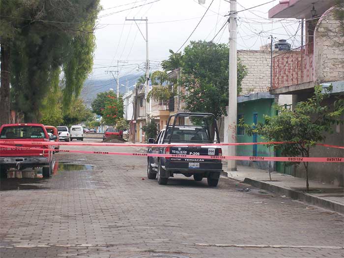 Encuentran quemada la patrulla robada durante balacera en Tehuacán