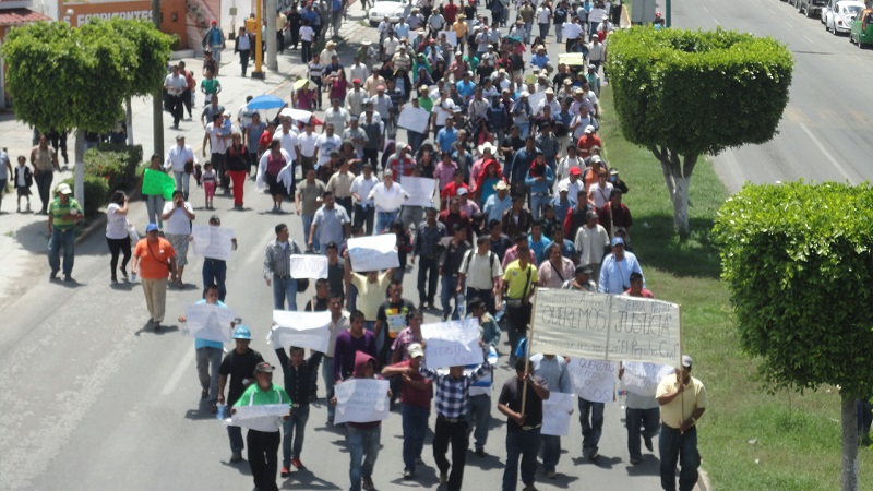 Marchan juntas auxiliares de Tehuacán y Ajalpan para exigir la liberación de presos