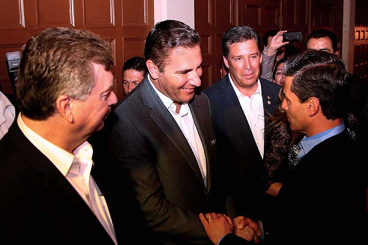 Peña Nieto y Moreno Valle de visita por California