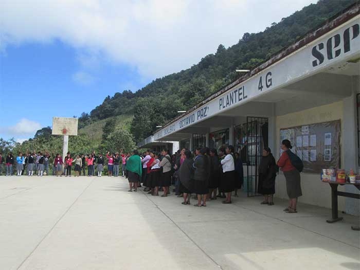 En zona de riesgo bachillerato de Ahuacatlán desde el 2007